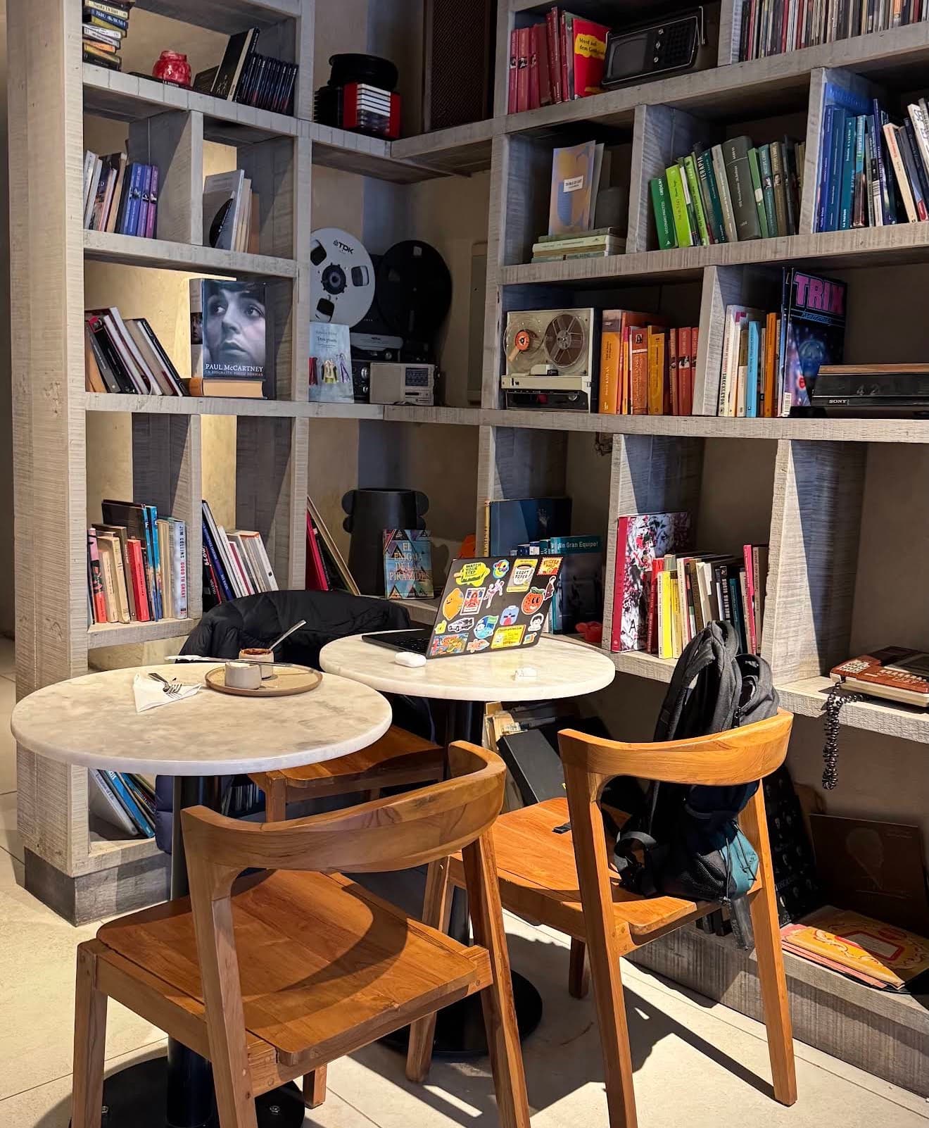 Cruce Café — foto 2 de 2