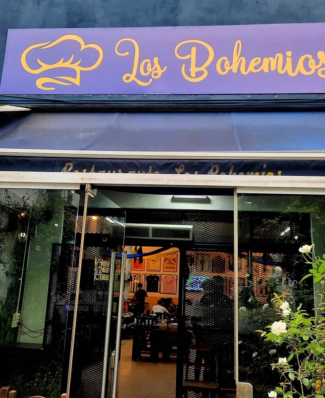 Bodegón clásico y ruidoso, con la cancha al lado — foto 1 de 3