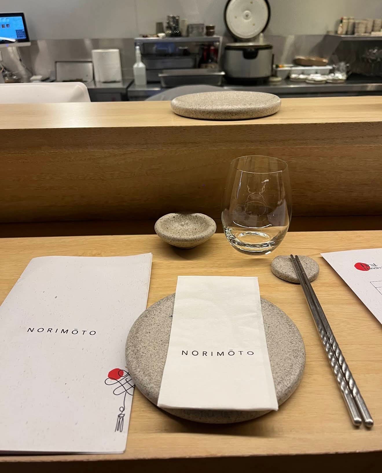 Casual, animado, moderno — foto 1 de 3